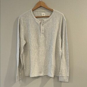 GAP Men's Light Gray Long Sleeve Henley